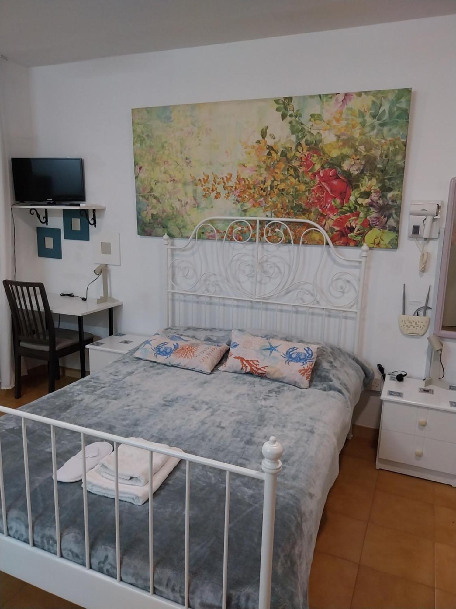 Mikis'S Seagate Studio Aprt. Larnaca Room photo